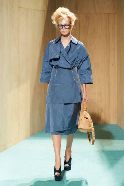 Look 8